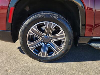 2023 Jeep Wagoneer L Series II   - Photo 12 - Lake Havasu City, AZ 86403