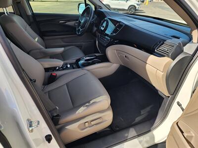 2019 Honda Pilot Touring 7-Passenger   - Photo 13 - Lake Havasu City, AZ 86403