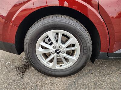 2024 Kia Carnival LX - Photo 11 - Lake Havasu City, AZ 86403