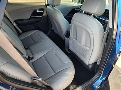 2022 Kia Niro Touring SE   - Photo 14 - Lake Havasu Cit, AZ 86403