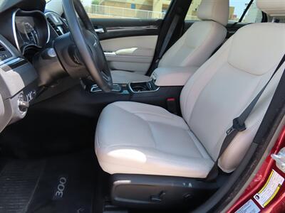 2017 Chrysler 300 Series Limited   - Photo 12 - Lake Havasu Cit, AZ 86403