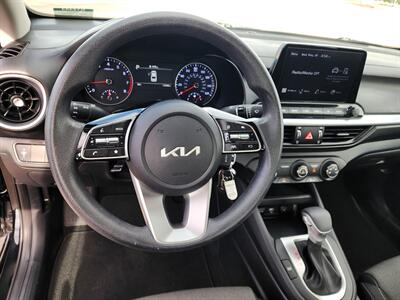 2024 Kia Forte LX   - Photo 2 - Lake Havasu Cit, AZ 86403