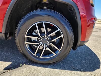 2020 Jeep Grand Cherokee Trailhawk   - Photo 10 - Lake Havasu Cit, AZ 86403