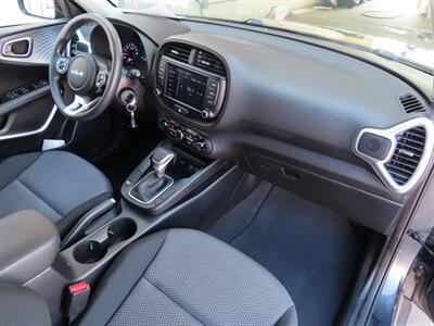 2022 Kia Soul LX   - Photo 17 - Lake Havasu Cit, AZ 86403
