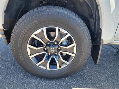 2022 Toyota Tacoma SR V6   - Photo 12 - Lake Havasu Cit, AZ 86403