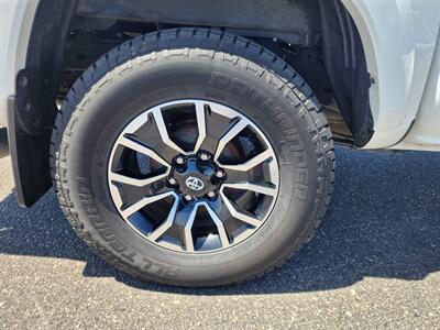 2022 Toyota Tacoma SR V6   - Photo 14 - Lake Havasu Cit, AZ 86403