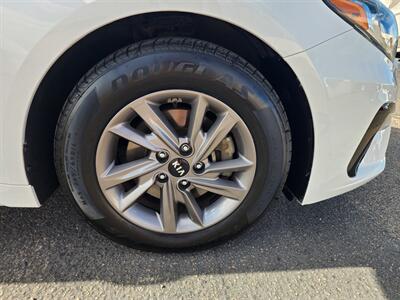 2020 Kia Optima LX - Photo 10 - Lake Havasu City, AZ 86403