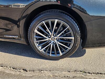 2022 Lexus ES 300h ES 300h - Photo 8 - Lake Havasu City, AZ 86403