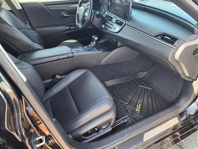 2022 Lexus ES 300h ES 300h - Photo 13 - Lake Havasu City, AZ 86403