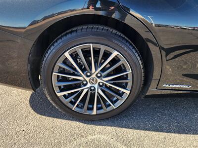 2022 Lexus ES 300h ES 300h - Photo 11 - Lake Havasu City, AZ 86403