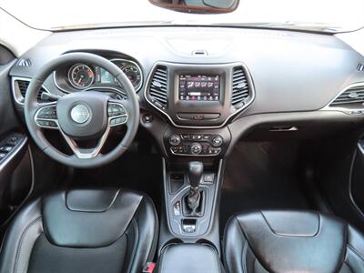 2019 Jeep Cherokee Latitude Plus   - Photo 2 - Lake Havasu Cit, AZ 86403