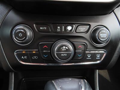 2019 Jeep Cherokee Latitude Plus   - Photo 26 - Lake Havasu Cit, AZ 86403