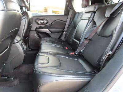 2019 Jeep Cherokee Latitude Plus   - Photo 13 - Lake Havasu Cit, AZ 86403