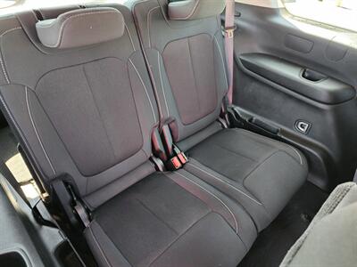 2023 Jeep Grand Cherokee L Laredo   - Photo 13 - Lake Havasu Cit, AZ 86403