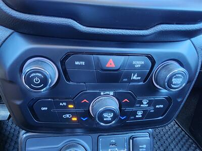 2023 Jeep Renegade Trailhawk   - Photo 23 - Lake Havasu Cit, AZ 86403
