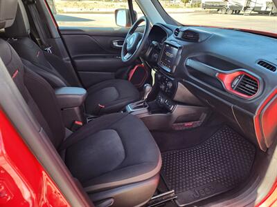 2023 Jeep Renegade Trailhawk   - Photo 12 - Lake Havasu Cit, AZ 86403