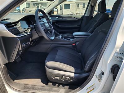 2024 Jeep Grand Cherokee Laredo - Photo 15 - Lake Havasu Cit, AZ 86403