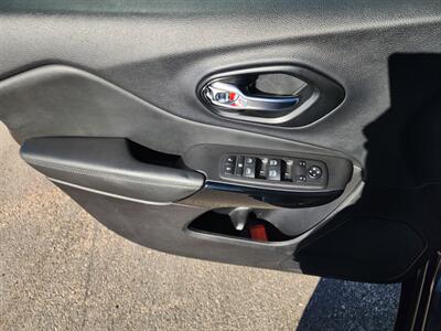 2023 Jeep Cherokee Altitude Lux   - Photo 17 - Lake Havasu City, AZ 86403