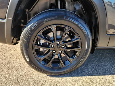 2023 Jeep Cherokee Altitude Lux   - Photo 11 - Lake Havasu City, AZ 86403