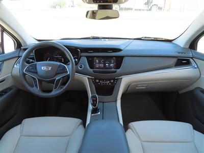 2019 Cadillac XT5 Premium Luxury FWD - Photo 2 - Lake Havasu City, AZ 86403