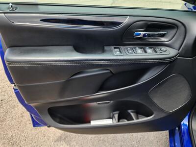 2019 Dodge Grand Caravan SXT   - Photo 19 - Lake Havasu Cit, AZ 86403