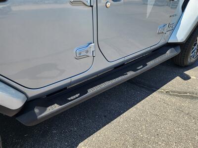 2024 Jeep Wrangler Sahara   - Photo 13 - Lake Havasu Cit, AZ 86403