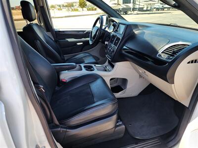 2019 Dodge Grand Caravan SXT   - Photo 12 - Lake Havasu Cit, AZ 86403
