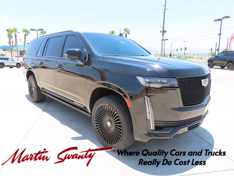 2022 Cadillac Escalade ESV Sport Platinum  