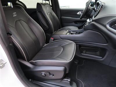 2024 Chrysler Pacifica Limited   - Photo 17 - Lake Havasu Cit, AZ 86403