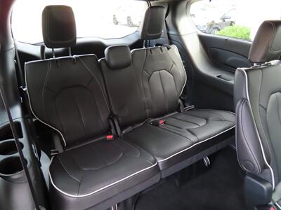 2024 Chrysler Pacifica Limited   - Photo 16 - Lake Havasu Cit, AZ 86403