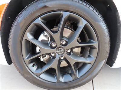 2024 Chrysler Pacifica Limited   - Photo 5 - Lake Havasu Cit, AZ 86403