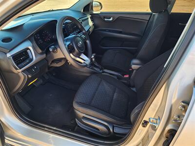 2020 Kia Rio S - Photo 14 - Lake Havasu City, AZ 86403