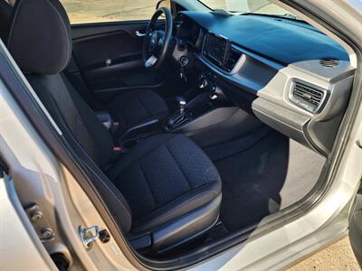 2020 Kia Rio S - Photo 12 - Lake Havasu City, AZ 86403