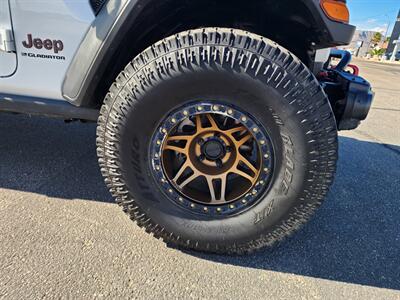 2025 Jeep Gladiator Rubicon   - Photo 12 - Lake Havasu City, AZ 86403