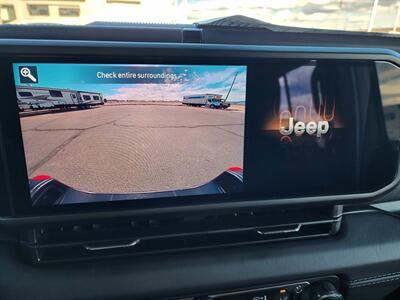 2025 Jeep Gladiator Rubicon   - Photo 25 - Lake Havasu City, AZ 86403