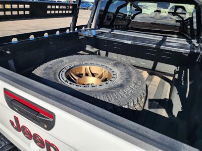 2025 Jeep Gladiator Rubicon   - Photo 6 - Lake Havasu City, AZ 86403
