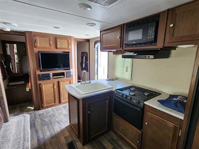2017 KEYSTONE BULLET ULTRA LITE   - Photo 14 - Lake Havasu Cit, AZ 86403
