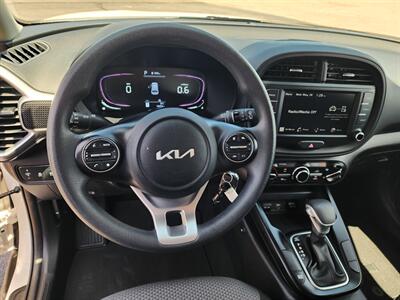 2024 Kia Soul LX   - Photo 2 - Lake Havasu Cit, AZ 86403