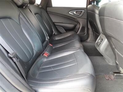 2015 Chrysler 200 C   - Photo 14 - Lake Havasu City, AZ 86403