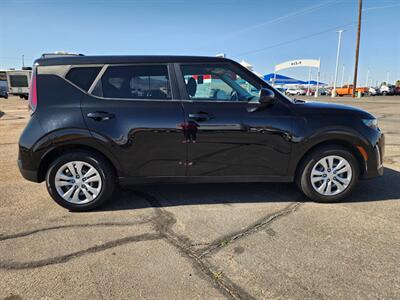 2023 Kia Soul LX   - Photo 4 - Lake Havasu Cit, AZ 86403