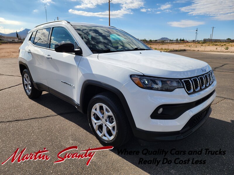 2024 Jeep Compass Latitude  