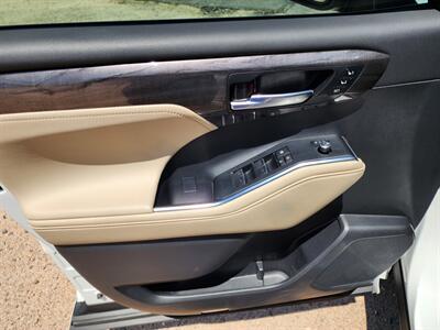 2023 Toyota Highlander Hybrid Limited   - Photo 19 - Lake Havasu Cit, AZ 86403