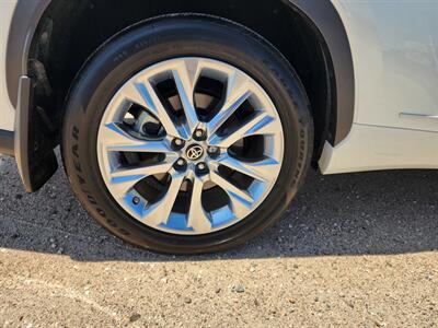 2023 Toyota Highlander Hybrid Limited   - Photo 11 - Lake Havasu Cit, AZ 86403