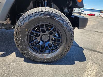 2017 Jeep Wrangler Sport   - Photo 10 - Lake Havasu Cit, AZ 86403