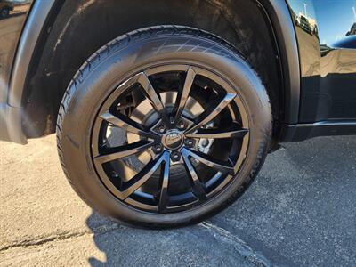 2014 Jeep Grand Cherokee Laredo   - Photo 11 - Lake Havasu City, AZ 86403