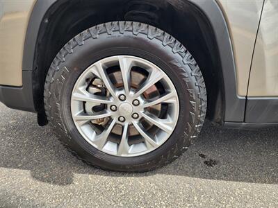 2021 Jeep Cherokee Latitude Plus   - Photo 9 - Lake Havasu Cit, AZ 86403