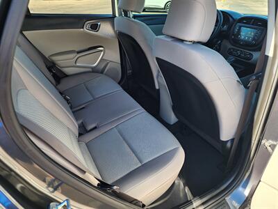 2020 Kia Soul LX - Photo 13 - Lake Havasu City, AZ 86403
