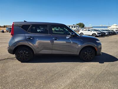 2020 Kia Soul LX - Photo 4 - Lake Havasu City, AZ 86403
