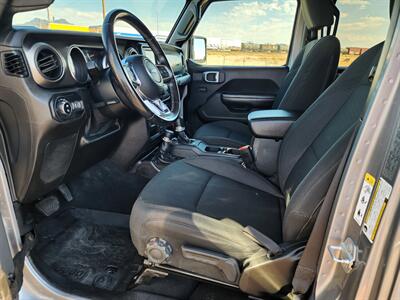 2020 Jeep Gladiator Sport S   - Photo 18 - Lake Havasu Cit, AZ 86403