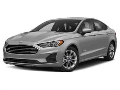 2020 Ford Fusion Hybrid SE - Photo 1 - Lake Havasu City, AZ 86403
